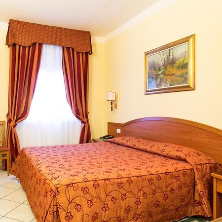 Hotel Ristorante Paladini Καρίζιο Εξωτερικό φωτογραφία