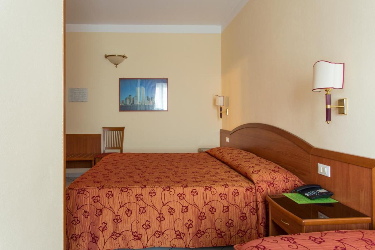 Hotel Ristorante Paladini Καρίζιο Εξωτερικό φωτογραφία