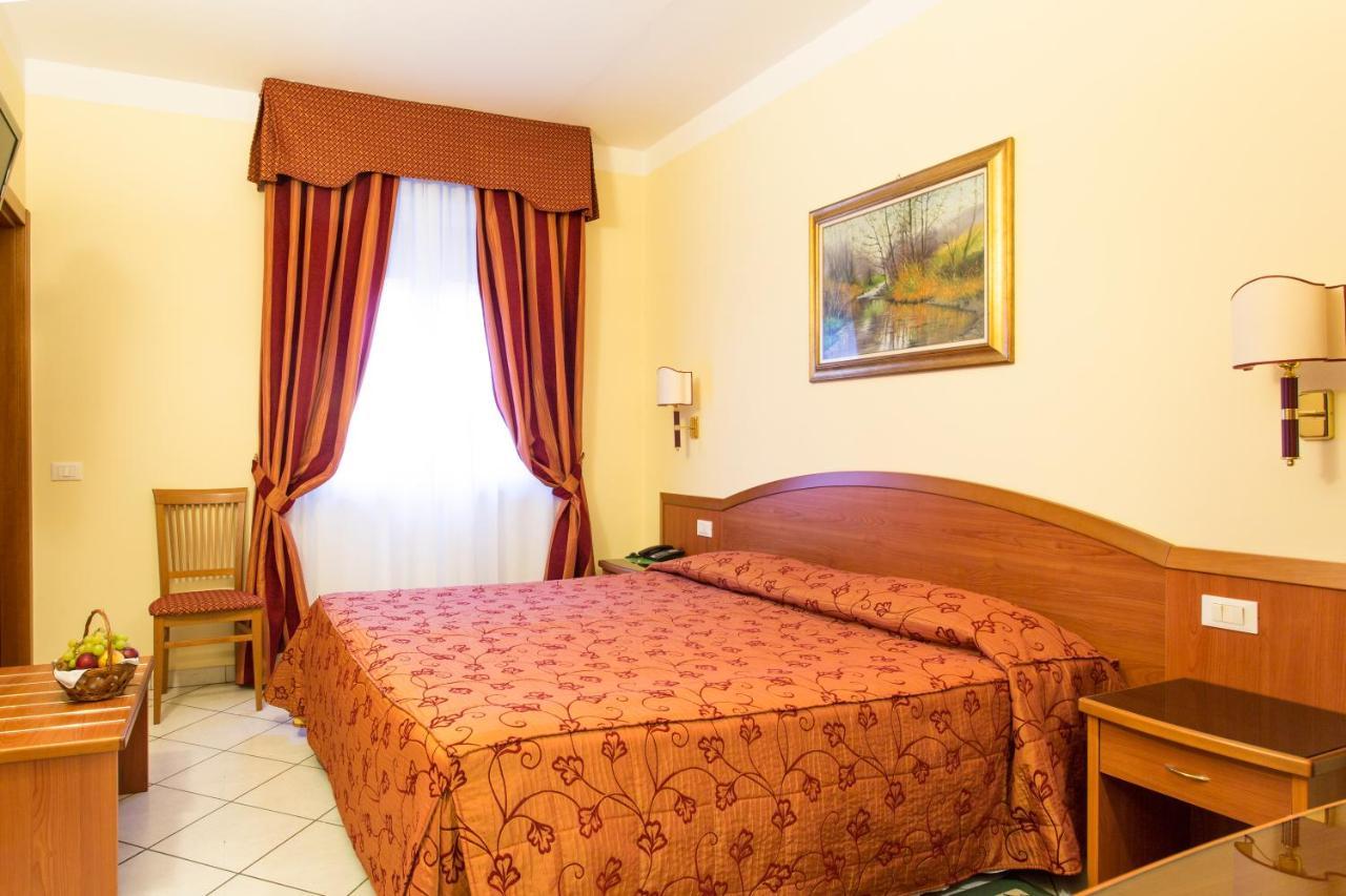 Hotel Ristorante Paladini Καρίζιο Εξωτερικό φωτογραφία