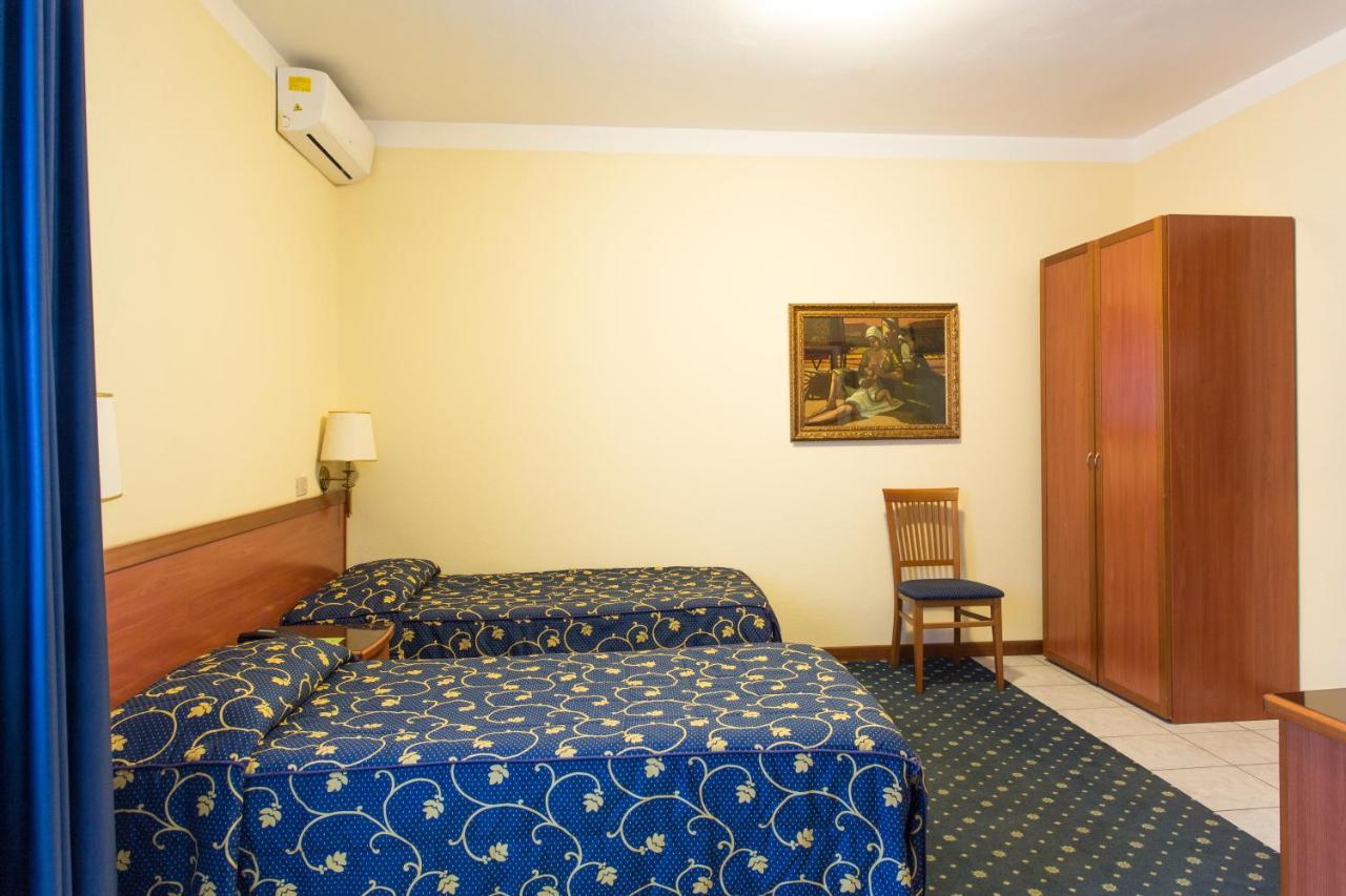 Hotel Ristorante Paladini Καρίζιο Εξωτερικό φωτογραφία